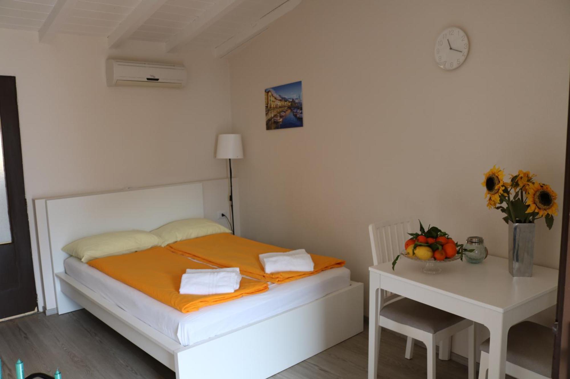 Lakeview Cannobio Camping & Resort Exterior photo